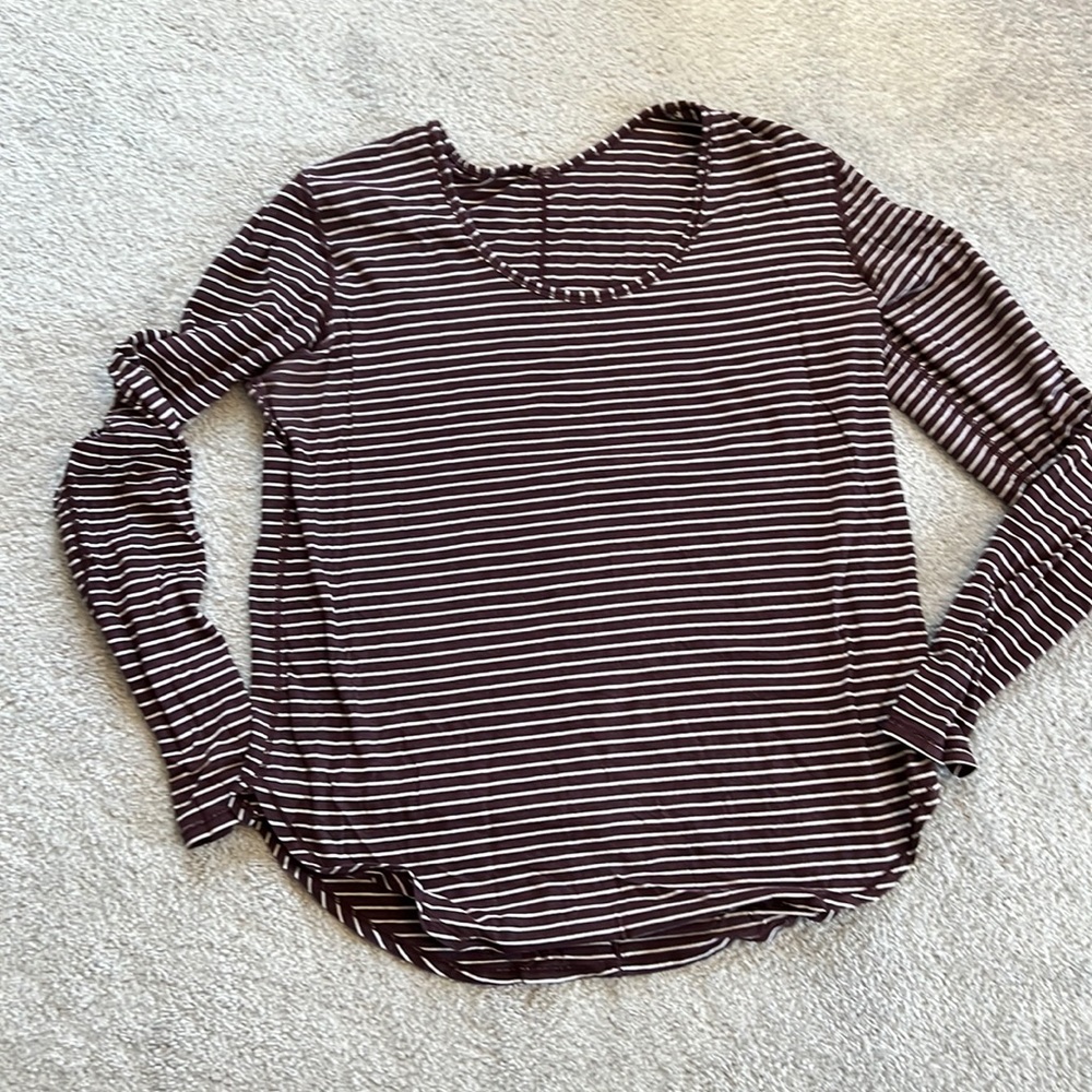Lululemon long-sleeve tee